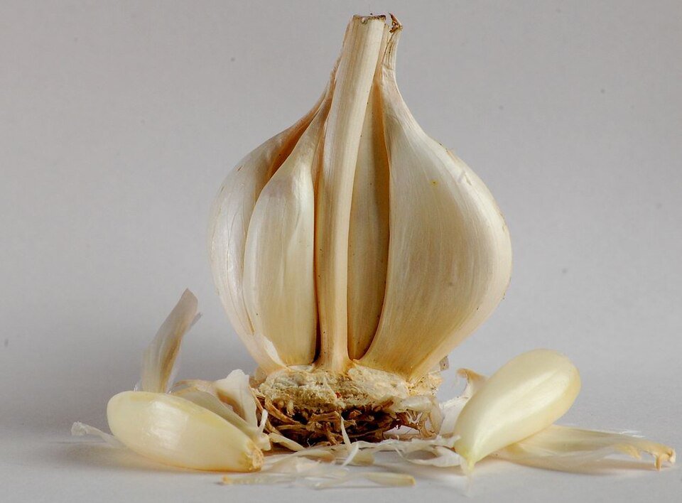 Garlic (Imported)